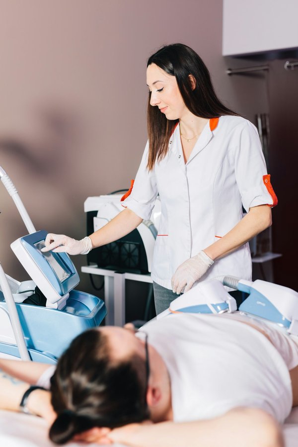 Cryolipolyse à bordeaux : transformez votre corps efficacement